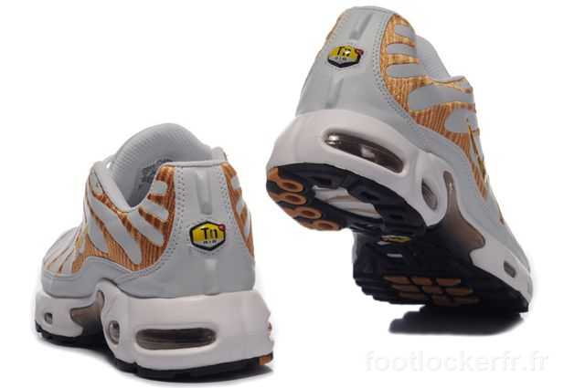 vrai tn requin prixdusine enstock nike air max tn pas cher enstock.JPG